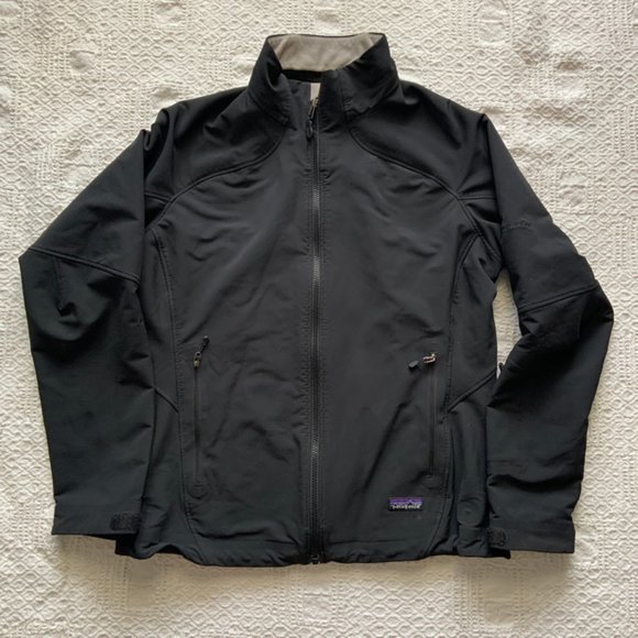 Patagonia Jackets & Blazers - Patagonia black full zip windbreaker coat large